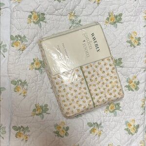 NWT WAVERLY GARDEN ROOM, YELLOW ROSES, FULL SHEET SET